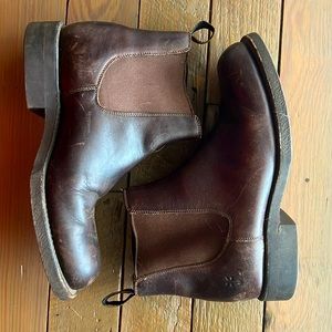 Frye Men’s Brown Weston Lug Leather Chelsea Boots